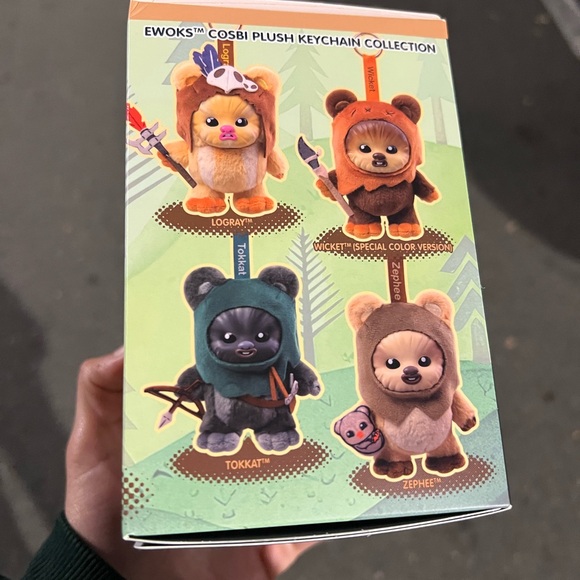 New sealed Cosbi Star Wars Ewok Mystery Plush Keychain Collection. - Picture 2 of 6